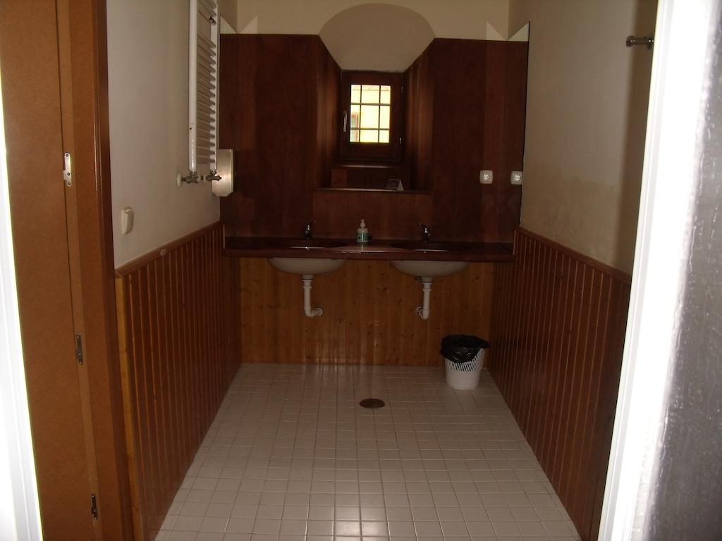 زافرا Albergue Convento De San Francisco الغرفة الصورة