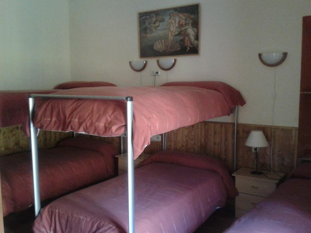 زافرا Albergue Convento De San Francisco الغرفة الصورة